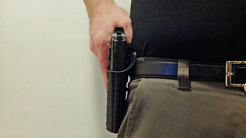 Молодой человек, которого подстрелили в Харькове, прошел войну на Донбассе Молодой человек, которого подстрелили в Харькове, прошел войну на Донбассе