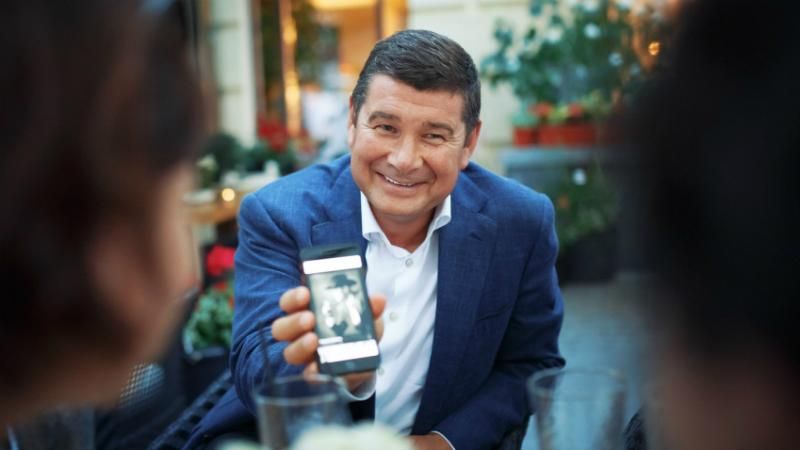 Онищенко регулярно літає до Москви і міг отримати російське громадянство Онищенко регулярно літає до Москви і міг отримати російське громадянство