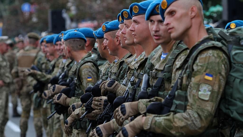 Під суд підуть службовці, які придбали неякісну форму для військових Під суд підуть службовці, які придбали неякісну форму для військових