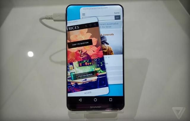 З’явились фото смартфона з "дисплеєм вільної форми" З’явились фото смартфона з "дисплеєм вільної форми"