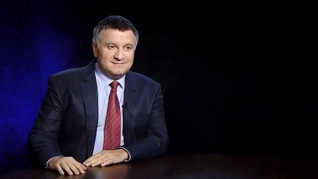 Авакова допросили следователи НАБУ Авакова допросили следователи НАБУ