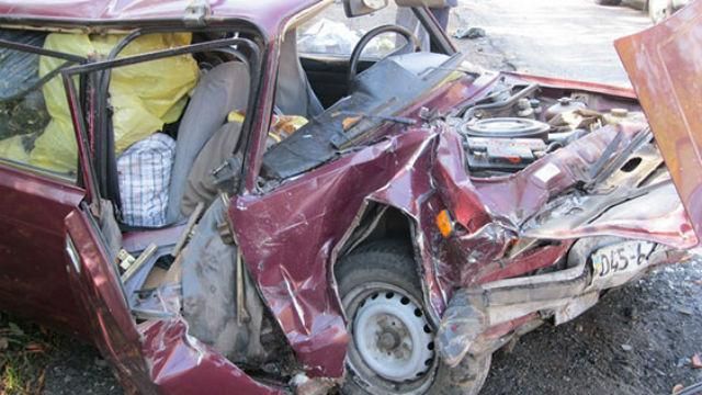 Страшная авария в Винницкой области унесла жизни 2 бабушек: появились жуткие фото Страшная авария в Винницкой области унесла жизни 2 бабушек: появились жуткие фото