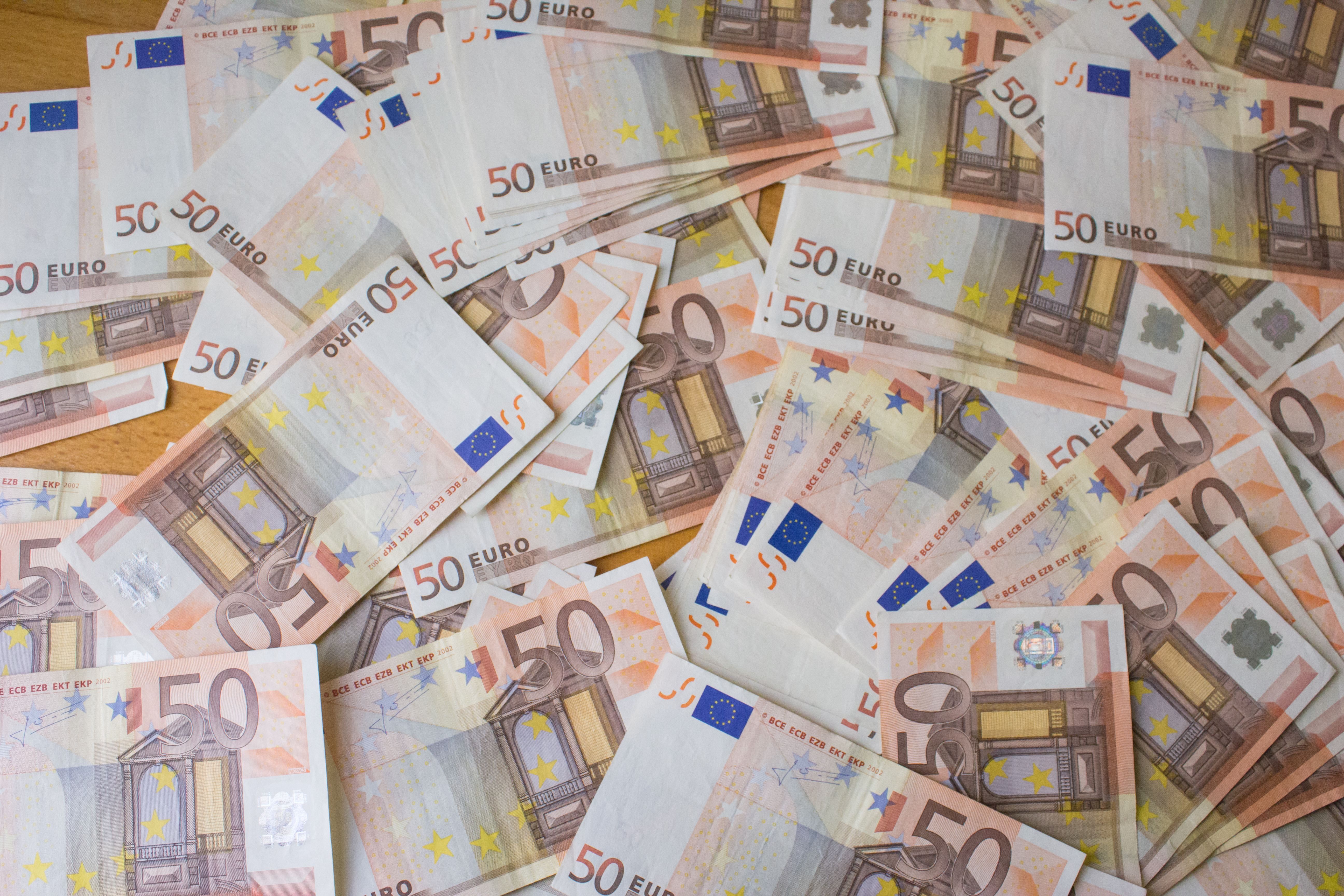 Готівкові курси валют 7 жовтня: євро суттєво подешевшав