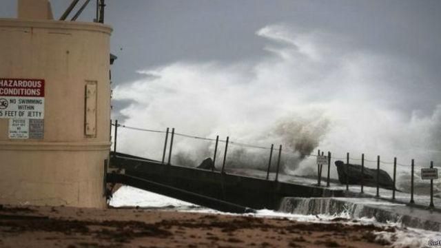 Шокирующая цифра. Число погибших от урагана "Мэтью" приблизилось к тысячи Шокирующая цифра. Число погибших от урагана "Мэтью" приблизилось к тысячи