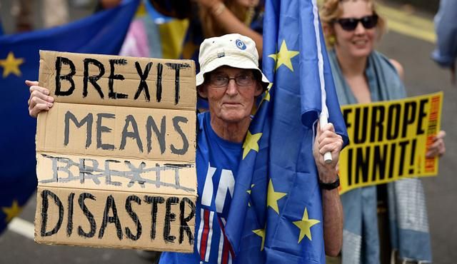 Громадянам ЄС дозволять залишитися в Британії після "Брекзіту"