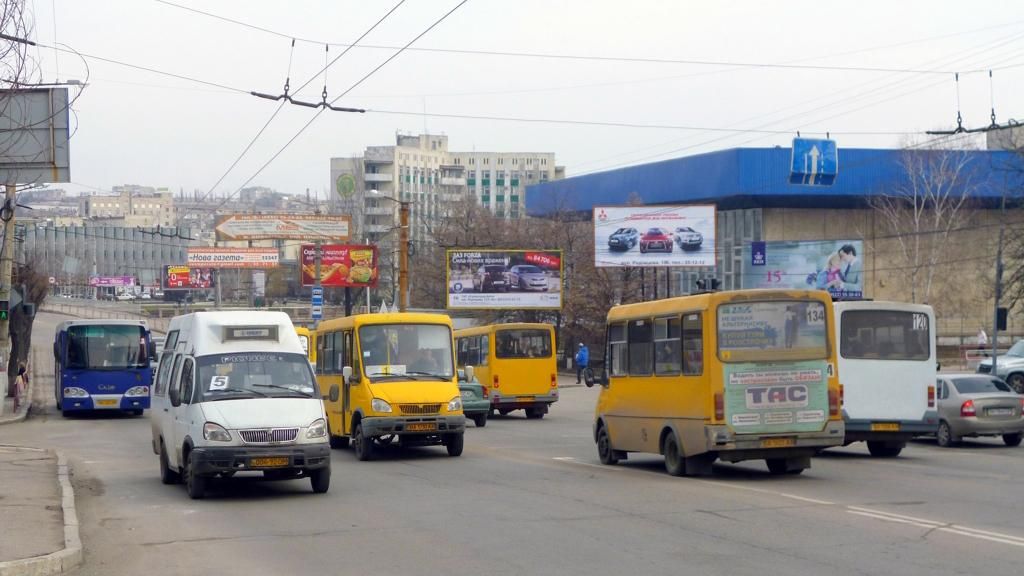 Мужчина умер в маршрутке в Кропивницком Мужчина умер в маршрутке в Кропивницком