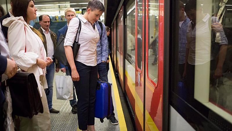 Савченко прокомментировала информацию о поездке к Захарченко Савченко прокомментировала информацию о поездке к Захарченко