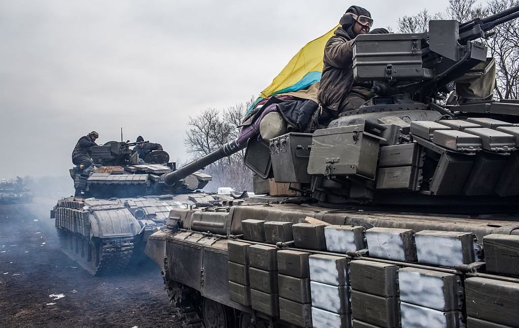 У зоні АТО була "гаряча ніч": один військовий загинув, ще один поранений У зоні АТО була "гаряча ніч": один військовий загинув, ще один поранений