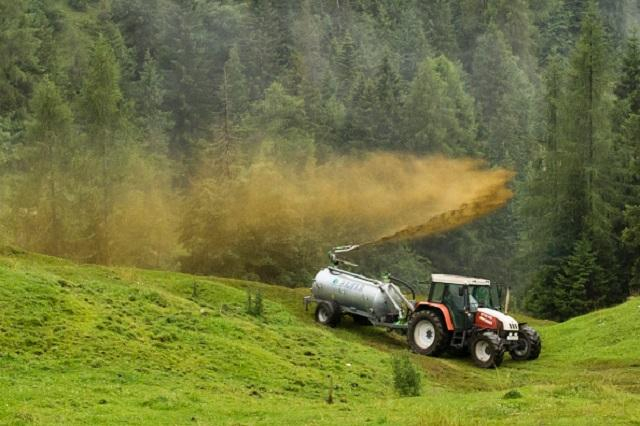 Новые экозаконы не дадут строить опасные заводы в городе, – эколог