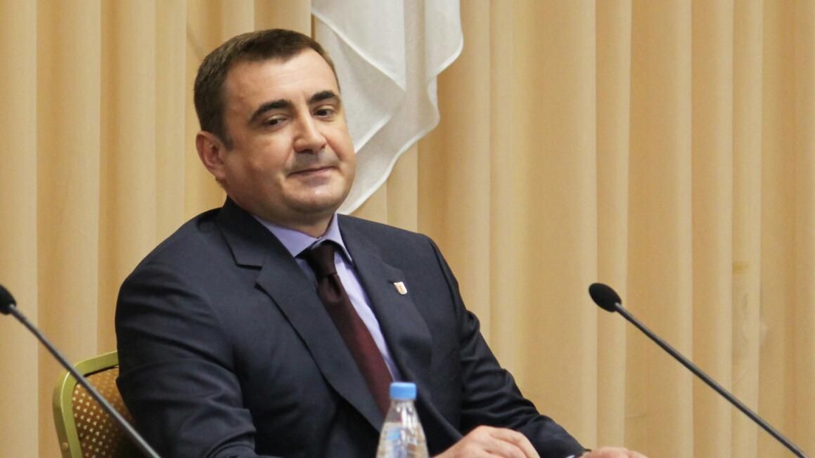 Екс-охоронець Путіна володіє нерухомістю, грошей на яку йому не вистачає Екс-охоронець Путіна володіє нерухомістю, грошей на яку йому не вистачає