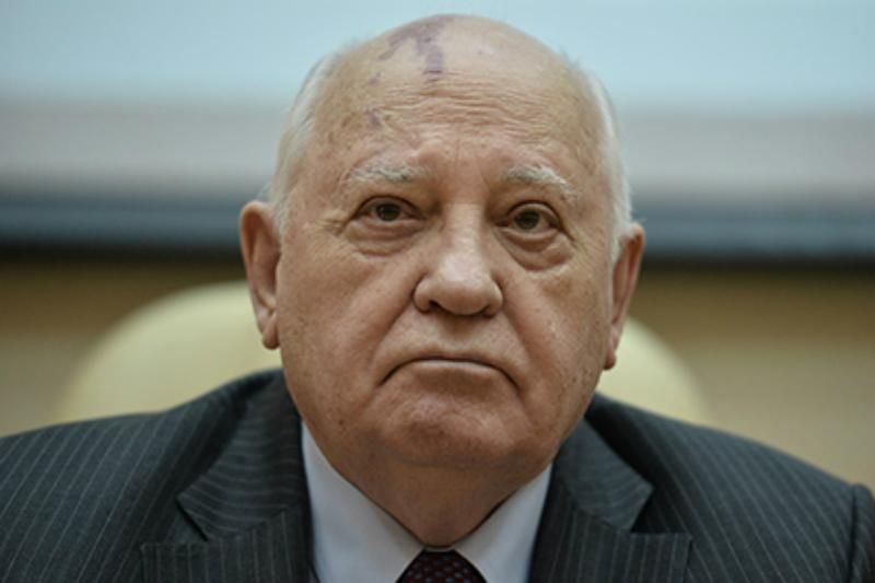 Горбачов закликав заборонити ядерну зброю і війну взагалі