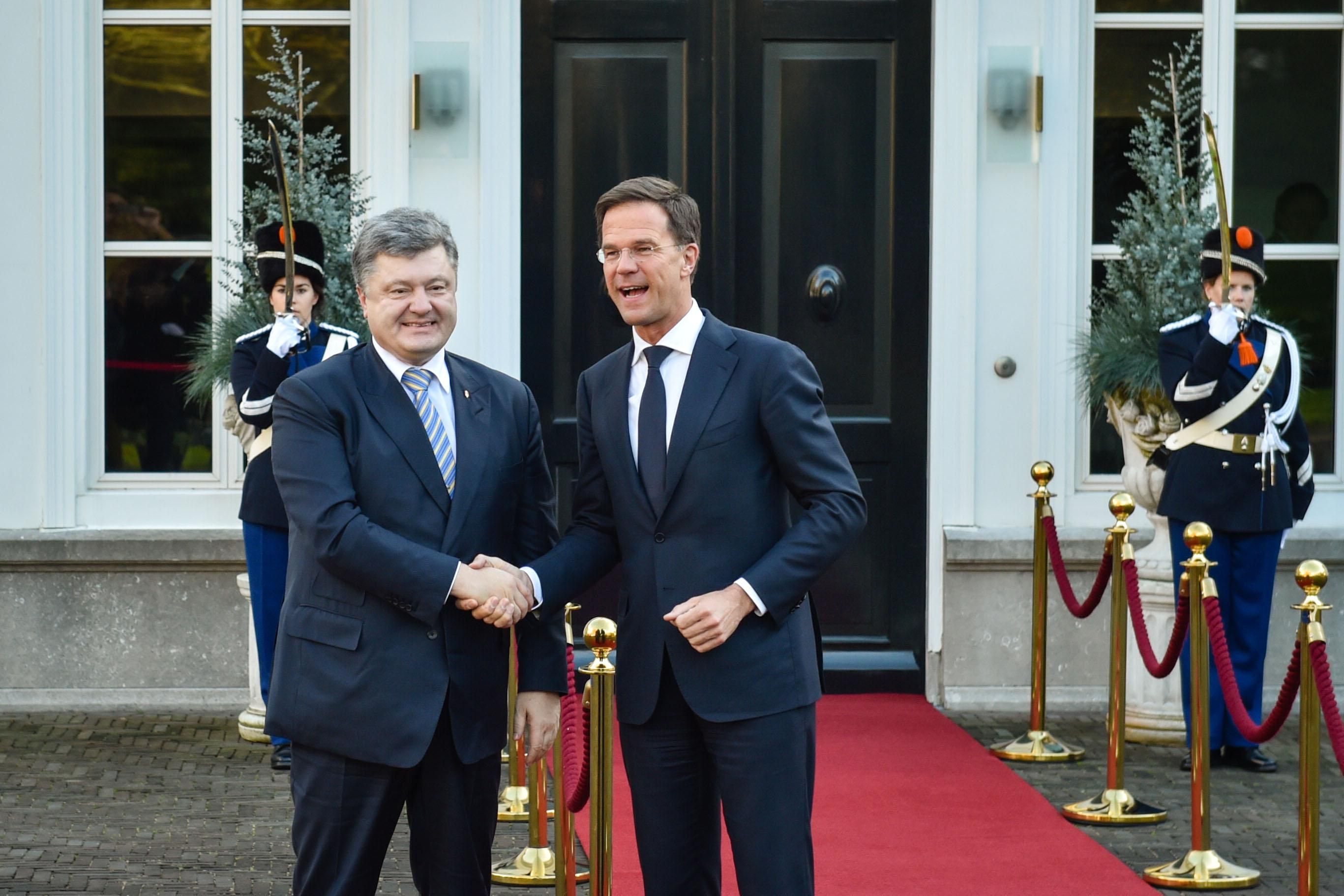 У Нідерландах підтримують негайне надання українцям "безвізу"