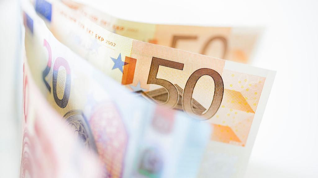 Готівковий курс валют 11 жовтня: євро продовжує падати