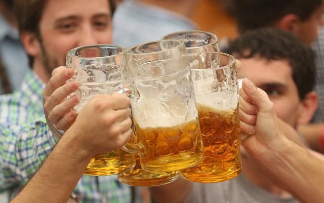 С сегодняшнего дня в Киеве не будут продавать алкоголь ночью С сегодняшнего дня в Киеве не будут продавать алкоголь ночью