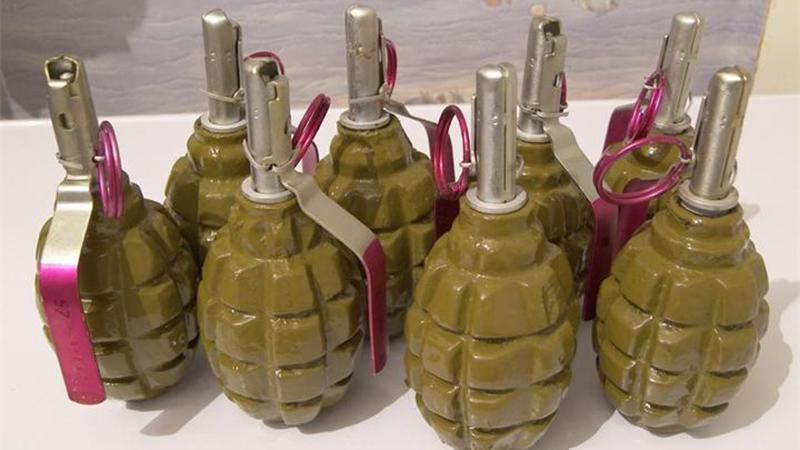 У центрі Києва перед масовими заходами знайшли схрон з вибухівкою У центрі Києва перед масовими заходами знайшли схрон з вибухівкою