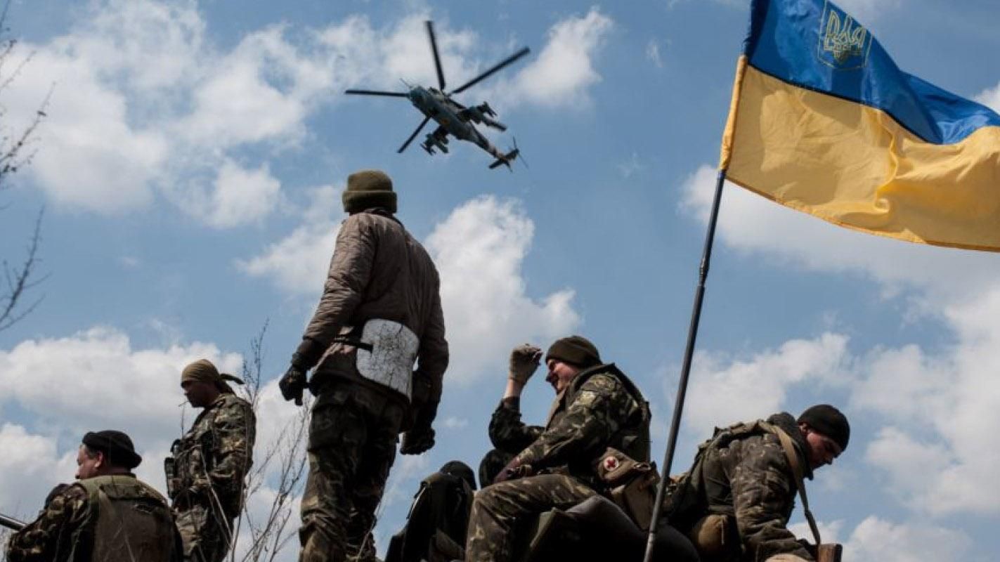 Під акомпанемент ворожих пострілів: як відзначили День захисника на фронті Під акомпанемент ворожих пострілів: як відзначили День захисника на фронті