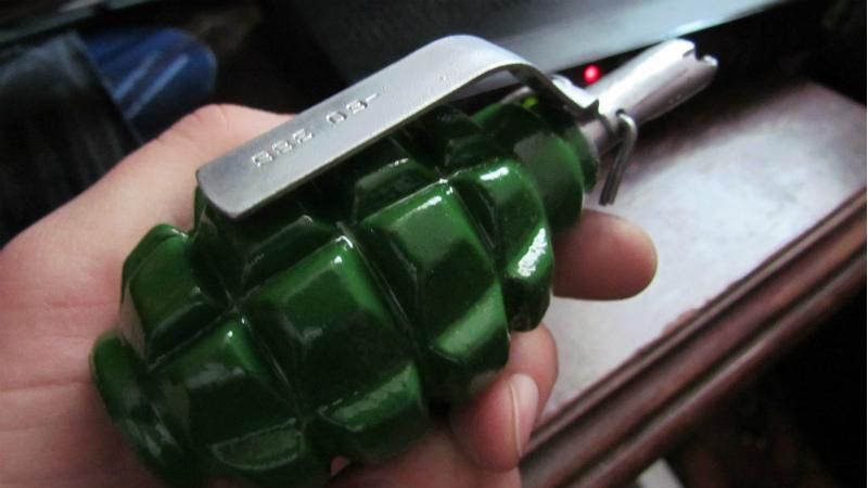 Граната взорвалась в квартире на Сумщине: пострадали дети Граната взорвалась в квартире на Сумщине: пострадали дети