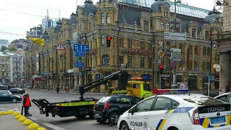 Дипломатическое ДТП с представителем Азербайджана: появилось видео Дипломатическое ДТП с представителем Азербайджана: появилось видео