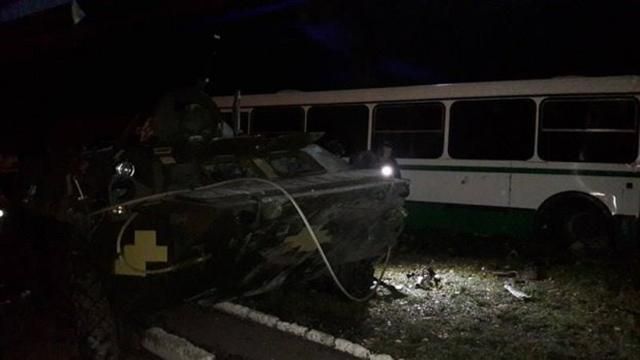 ДТП с военными на Донбассе: в штабе АТО рассказали детали ДТП с военными на Донбассе: в штабе АТО рассказали детали