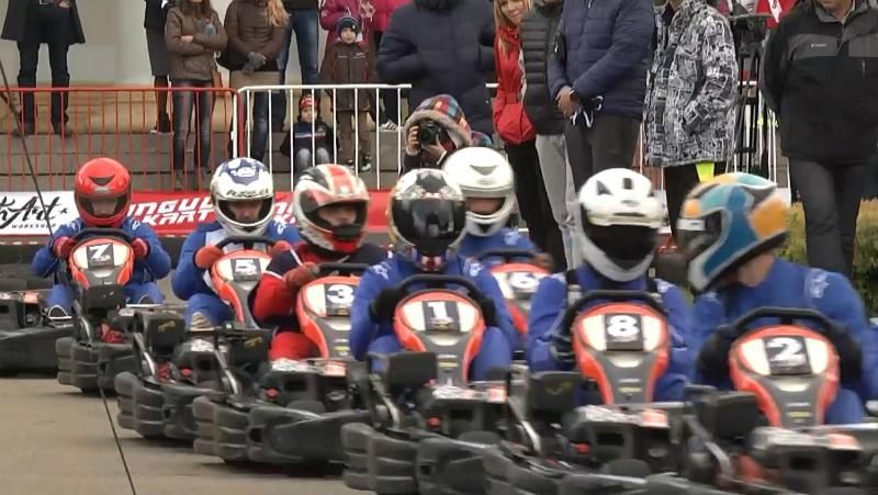 Фінал першості України з картингу серед аматорів відбувся у Києві Фінал першості України з картингу серед аматорів відбувся у Києві