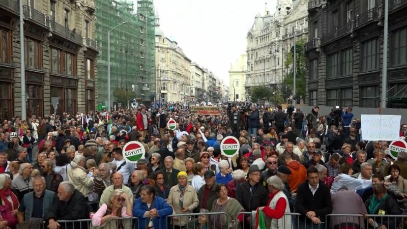 Масштабный антиправительственный митинг прошел в Будапеште