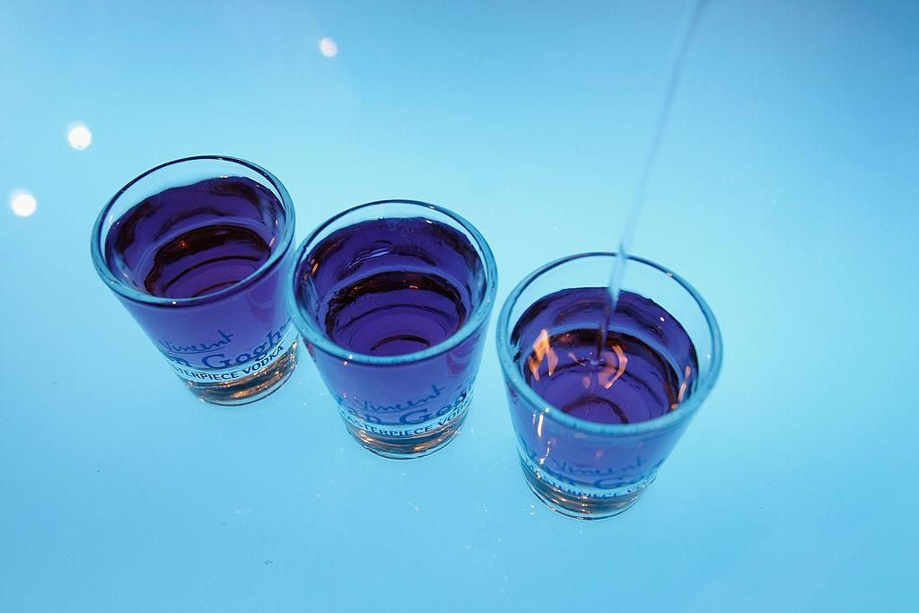 Количество жертв суррогатного алкоголя существенно увеличилось Количество жертв суррогатного алкоголя существенно увеличилось