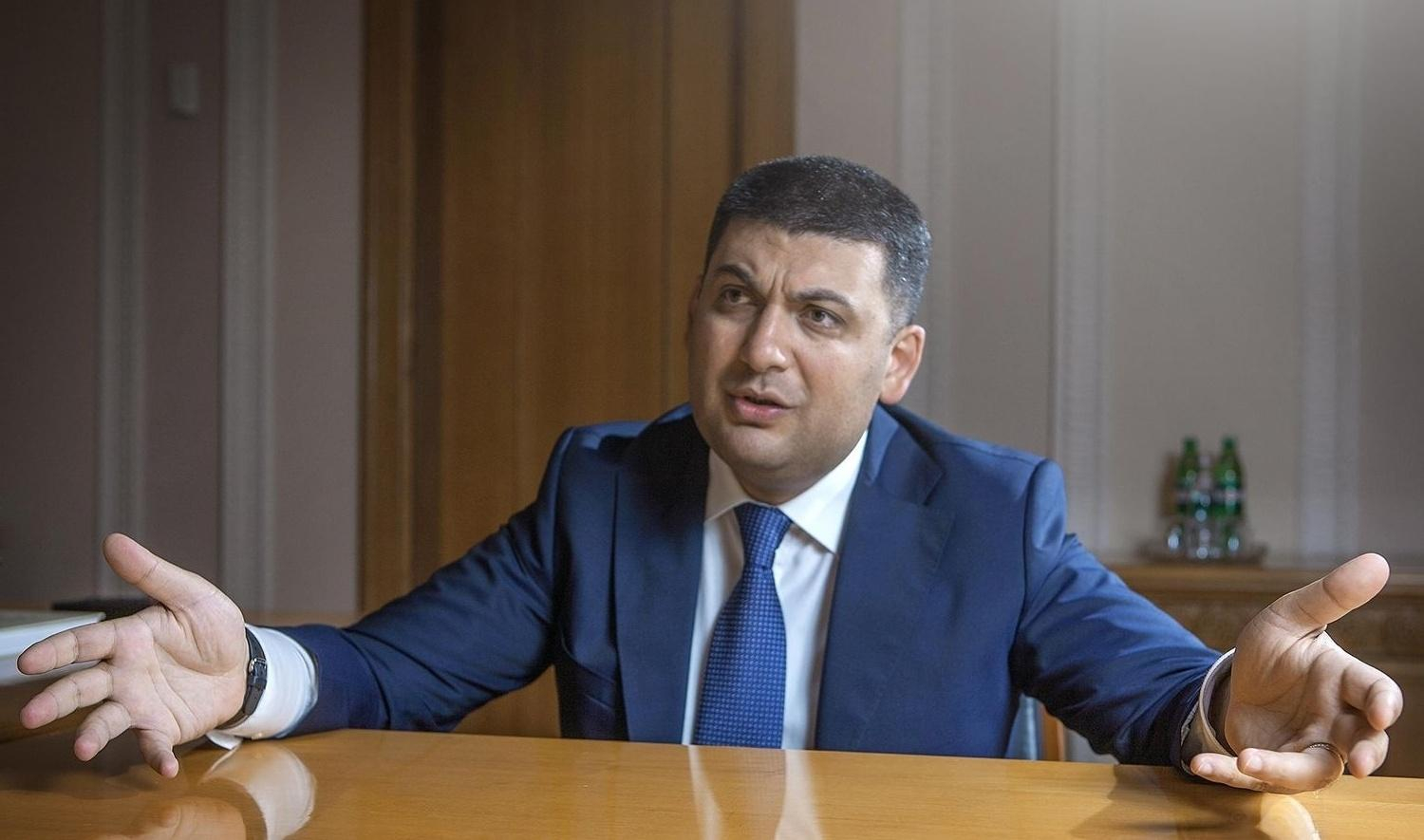 Півроку уряду Гройсмана: про досягнення і провали нового Кабміну Півроку уряду Гройсмана: про досягнення і провали нового Кабміну