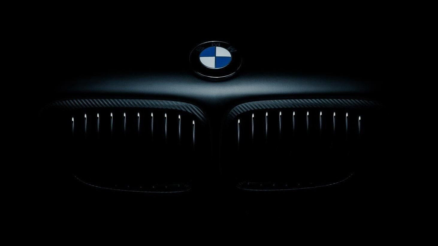 Поразительное перевоплощение BMW из лома в шоу-кар