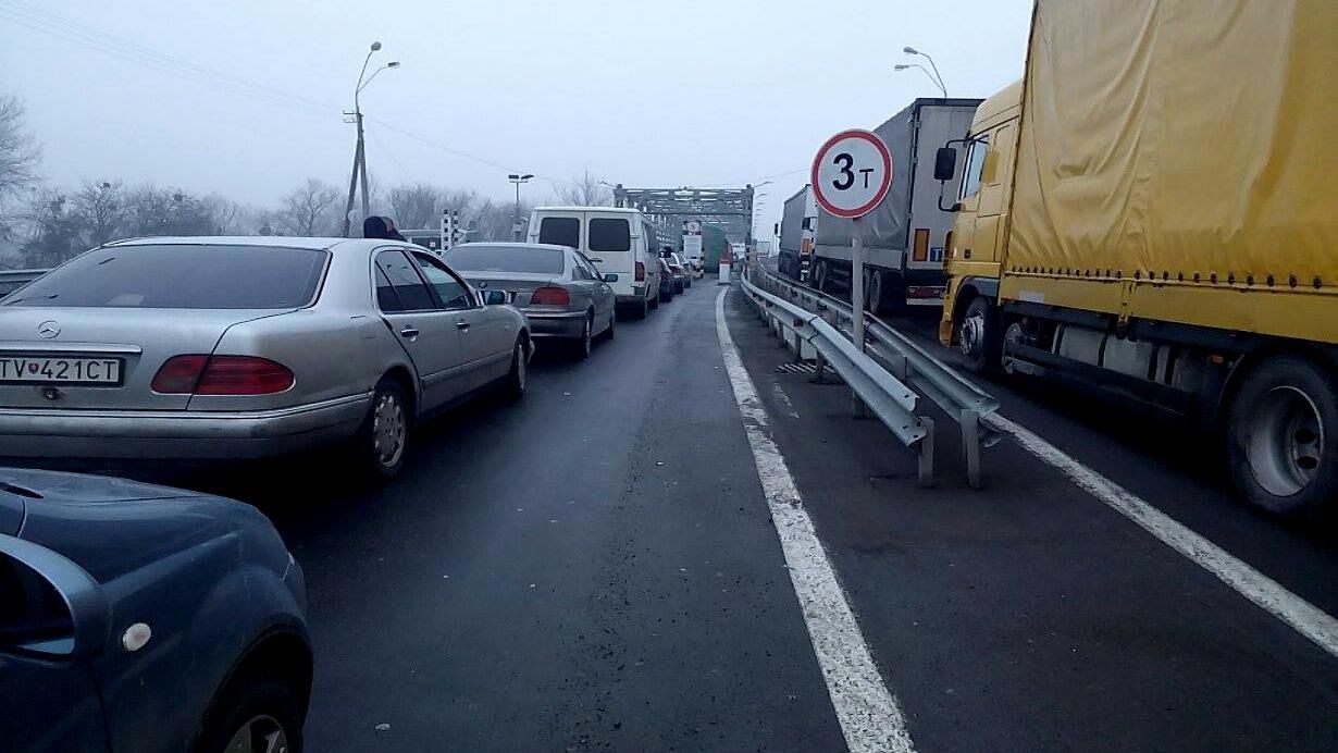 На кордоні з Польщею величезні черги - 18 жовтня 2016 - Телеканал новин 24