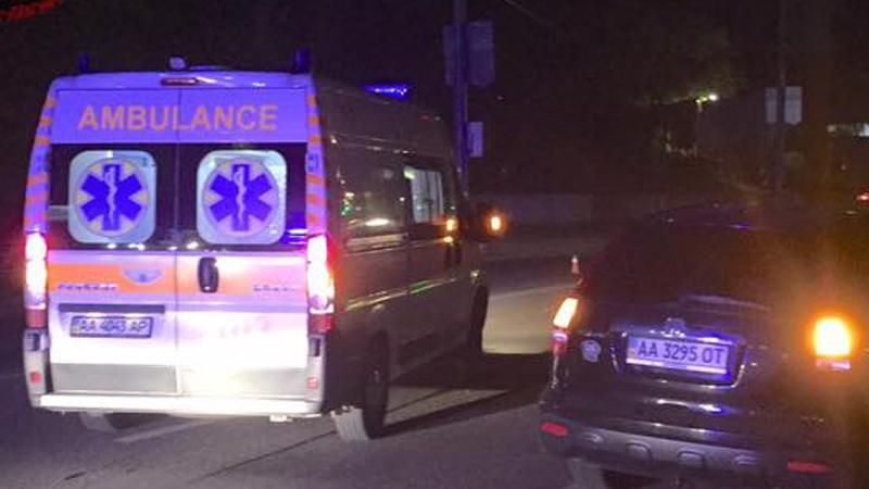 Смертельна ДТП у Києві: жінка потрапила під колеса на зупинці Смертельна ДТП у Києві: жінка потрапила під колеса на зупинці