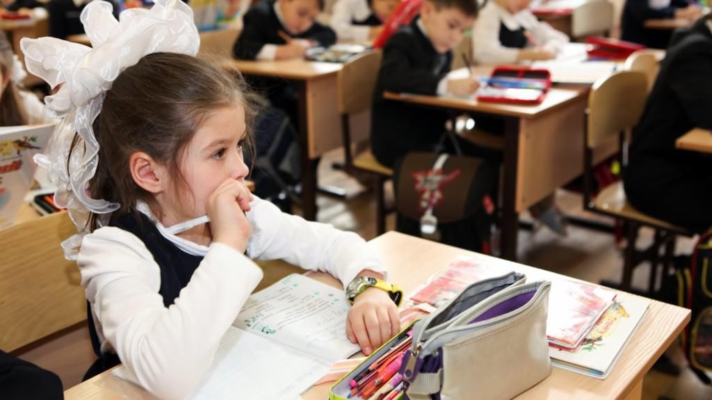 О действительности по версии Путина расскажут школьникам России и Крыма О действительности по версии Путина расскажут школьникам России и Крыма