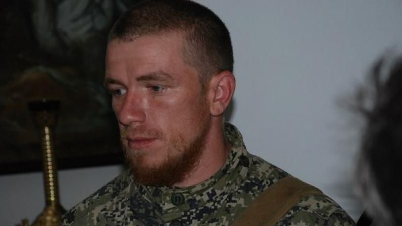 "Герої не вмирають", – проукраїнським гаслом Донецьк проводжає "Моторолу" 