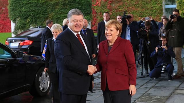 Стартували переговори у "Нормандському форматі": опубліковані фото
Стартували переговори у "Нормандському форматі": опубліковані фото