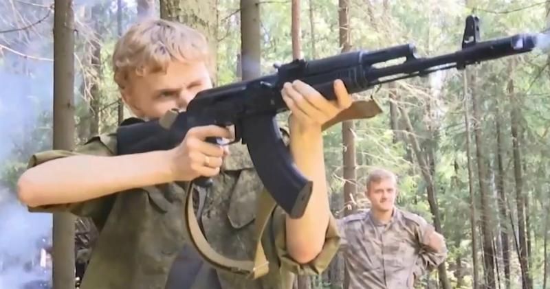 Российские националисты создают лагеря для боевой подготовки Российские националисты создают лагеря для боевой подготовки