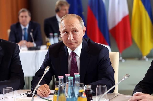 "Мінські угоди" не можуть бути виконані, Захід має тиснути на Росію санкціями, – експерт