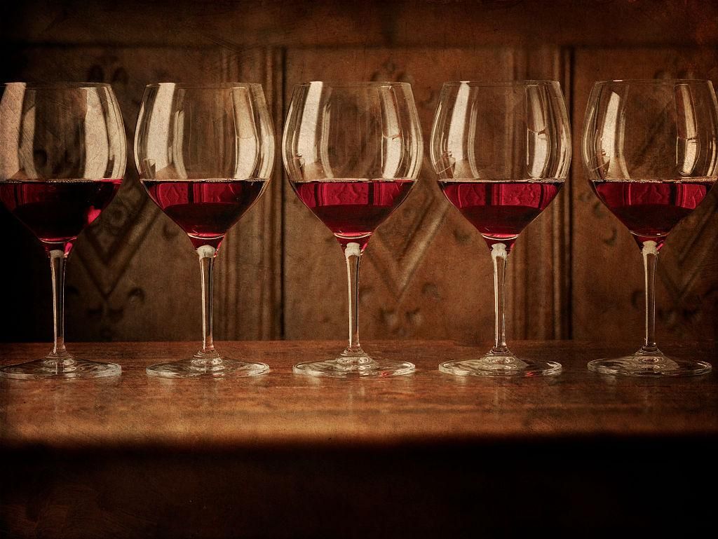 Ученые рассказали о неожиданной пользе от красного вина