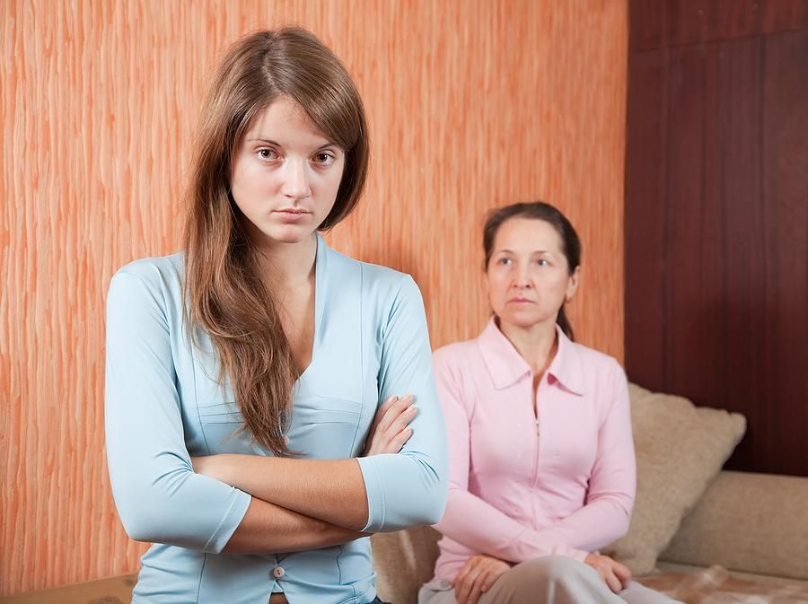 Ужасная трагедия на Полтавщине: дочь отрезала голову собственной матери Ужасная трагедия на Полтавщине: дочь отрезала голову собственной матери