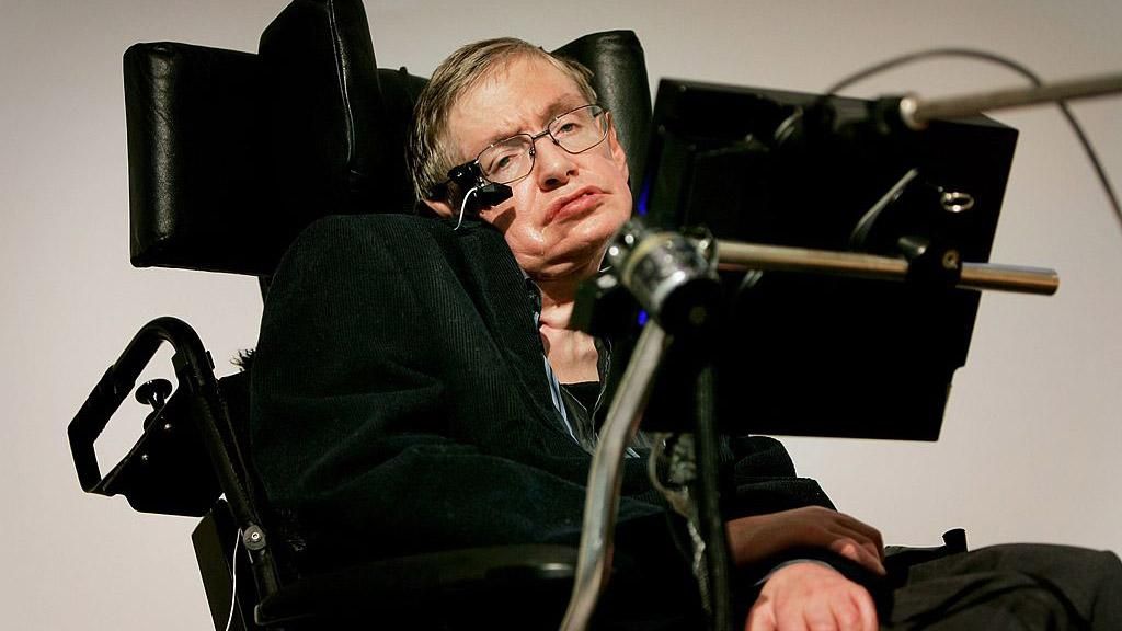 Известный физик считает опасным потенциал искусственного интеллекта Известный физик считает опасным потенциал искусственного интеллекта