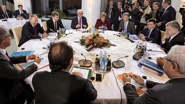 Журналист рассказал о жестком разговоре Порошенко с Путиным Журналист рассказал о жестком разговоре Порошенко с Путиным