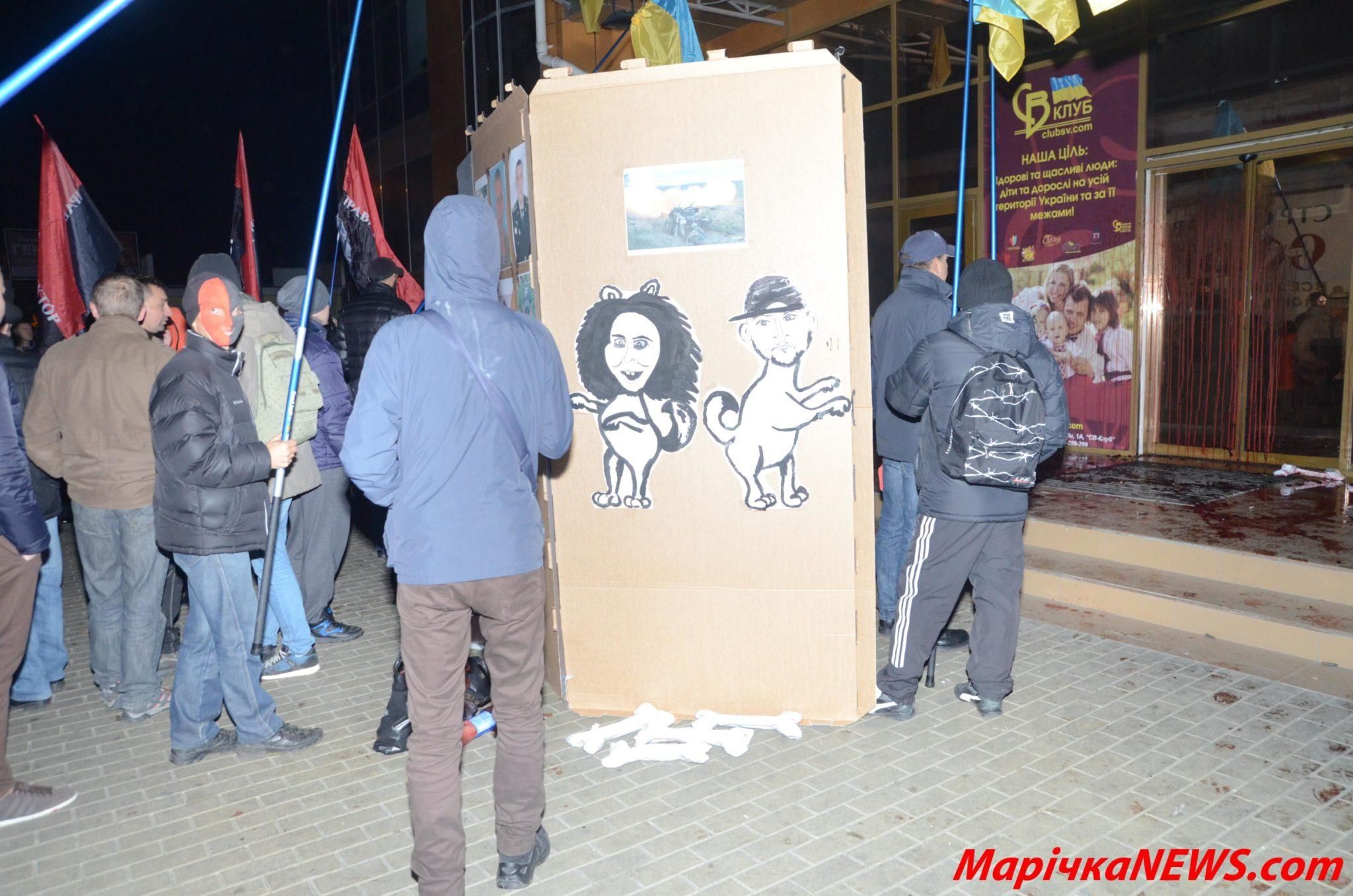 В Хмельницком эффектно сорвали концерт Потапа и Насти Каменских В Хмельницком эффектно сорвали концерт Потапа и Насти Каменских