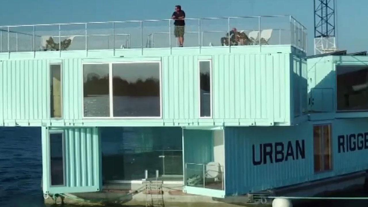 Датчане построили первые комфортабельные дома на воде