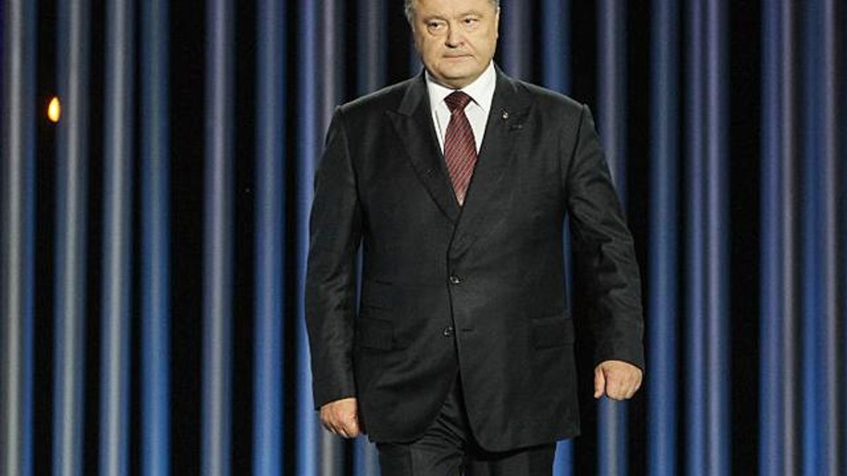 Рабами мы больше не будем: Порошенко сравнил Украину с Венгрией Рабами мы больше не будем: Порошенко сравнил Украину с Венгрией