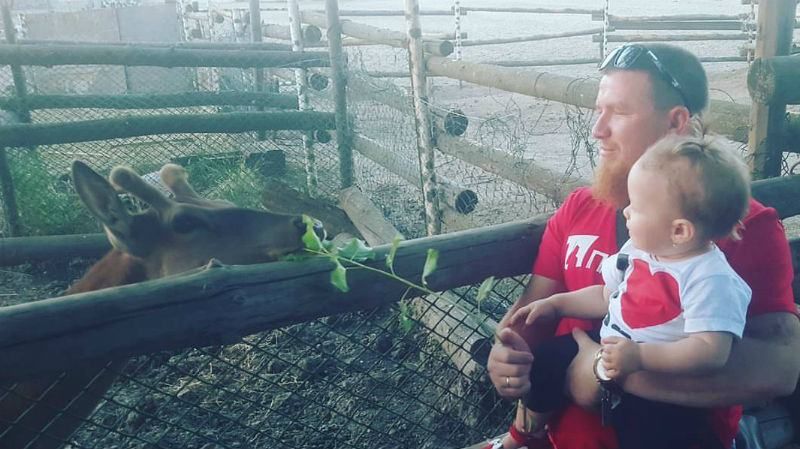 Неожиданно. "Моторола" зарегистрировал дочь как гражданку Украины Неожиданно. "Моторола" зарегистрировал дочь как гражданку Украины