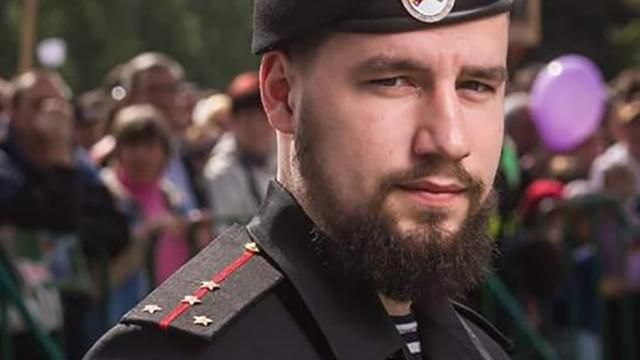 Блогер показал, как выглядит преемник "Моторолы" без "брутального грима" Блогер показал, как выглядит преемник "Моторолы" без "брутального грима"