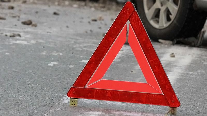 Двое иностранцев погибли в ДТП на Черниговщине Двое иностранцев погибли в ДТП на Черниговщине