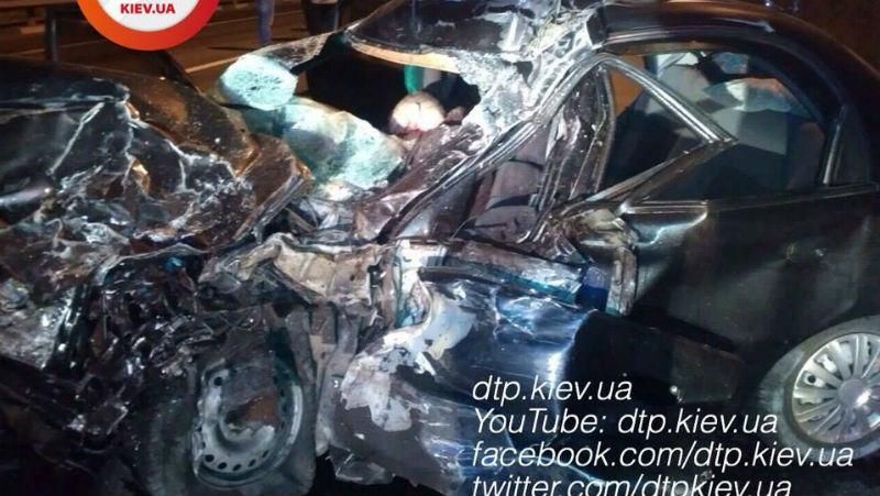 Обнародовали детали страшного ДТП, унесшего жизни 3 человек Обнародовали детали страшного ДТП, унесшего жизни 3 человек