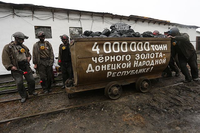 На оккупированные территории Донбасса переправляют массу контрабанды, – СМИ