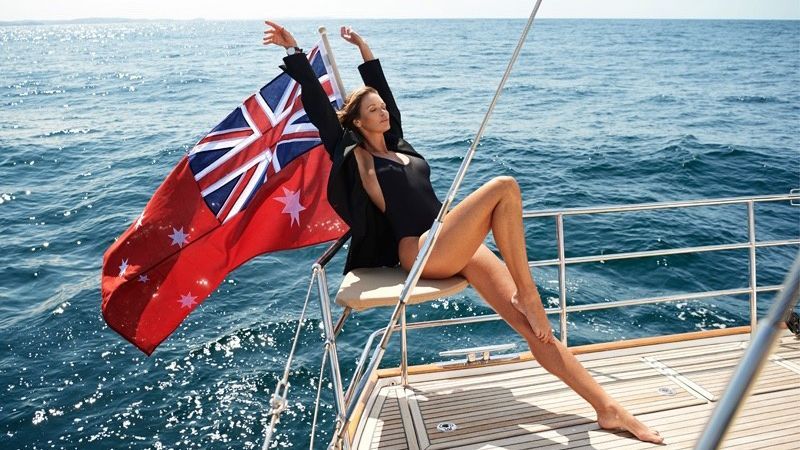 Як відома модель в 52 роки знялась для обкладинки модного глянцю Як відома модель в 52 роки знялась для обкладинки модного глянцю