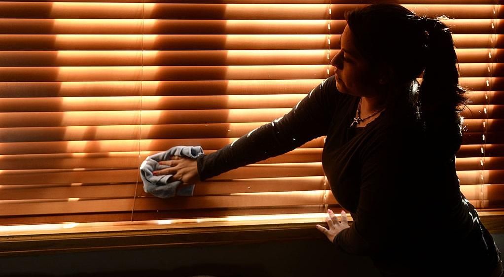 Женщины в год работают на 39 дней больше, чем мужчины Женщины в год работают на 39 дней больше, чем мужчины