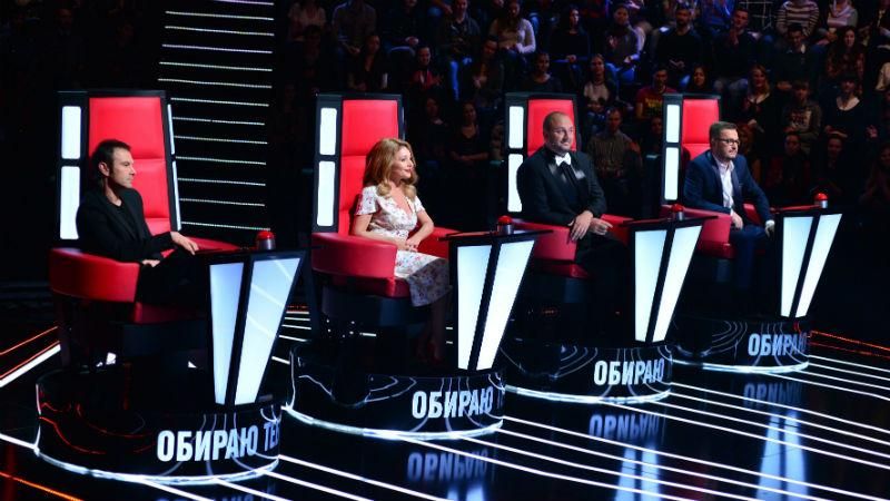 Порошенко завітав на "Голос країни" з обіцянками: кумедне відео підкорює мережу